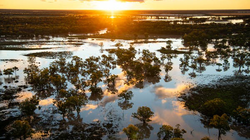 Australia advances major climate legislation